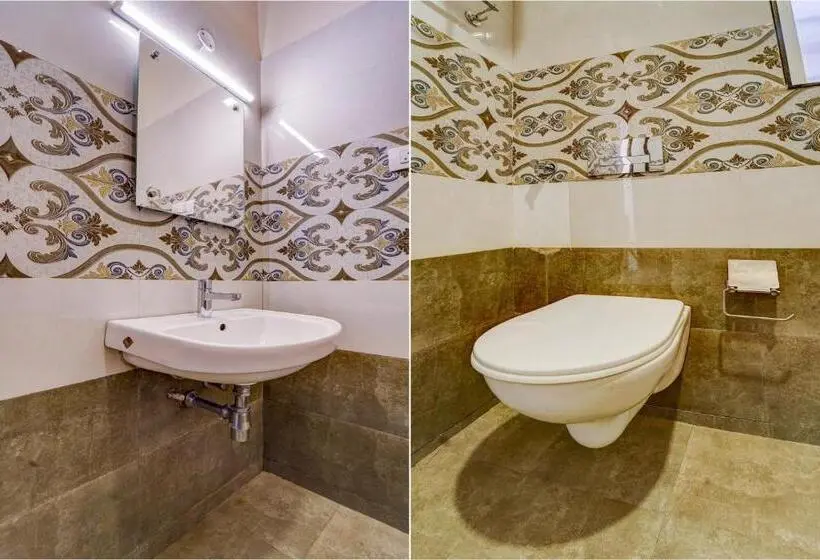 اتاق لوکس سه تخته, G Silver Srj Thaneesh Residency