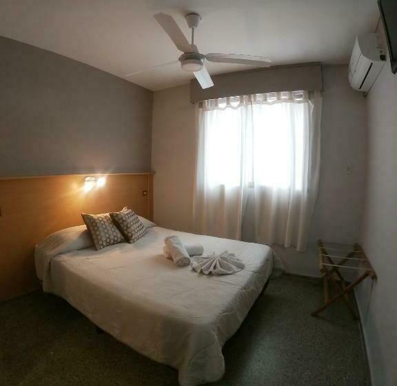 غرفة قياسية, Juan B Justo