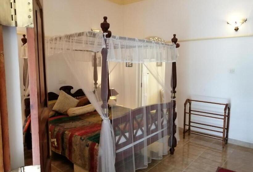 Номер Superior, Manor House Kandy