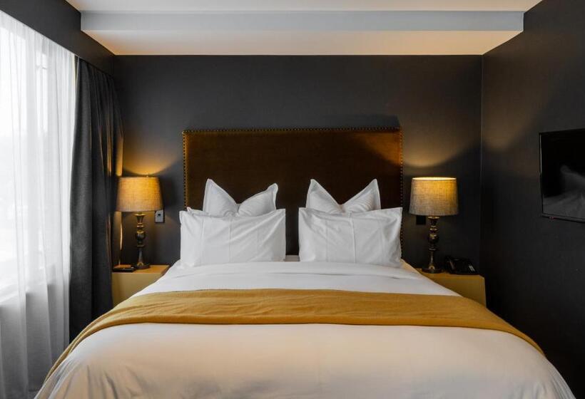 ジュニアスイート, Montreal