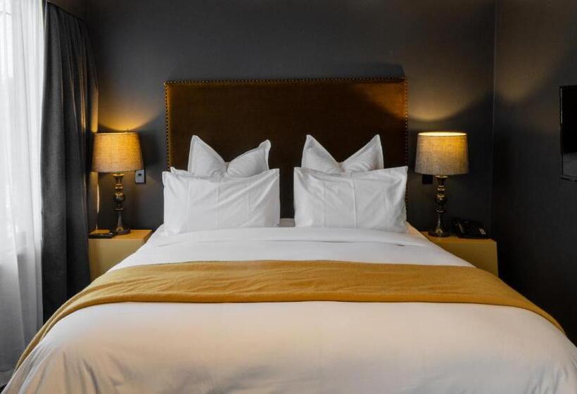 スーペリアースイート, Montreal