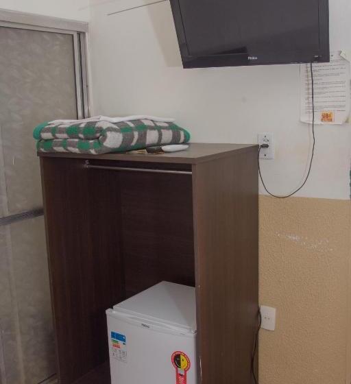 Executive Suite, Novo Lar