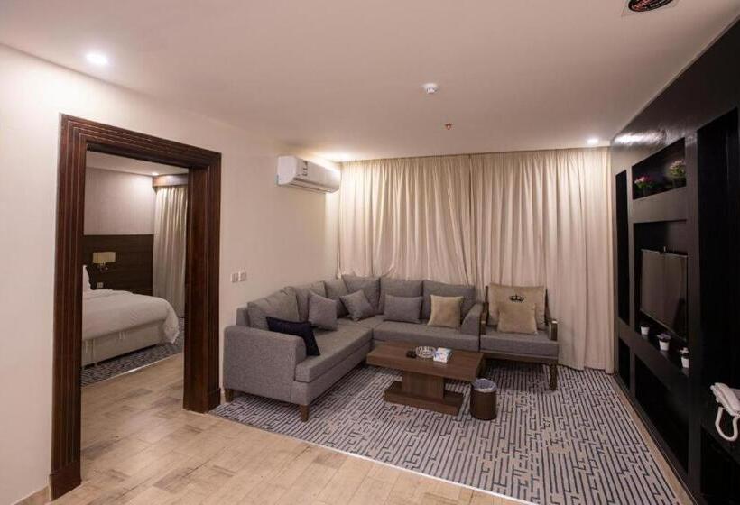 Büyük Çift Kişilik Yataklı Süit, Olive Tree