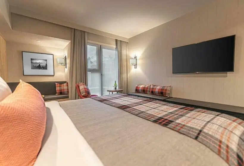 キングサイドベッドのスタンダードワンルーム, Peaks Hotel And Suites