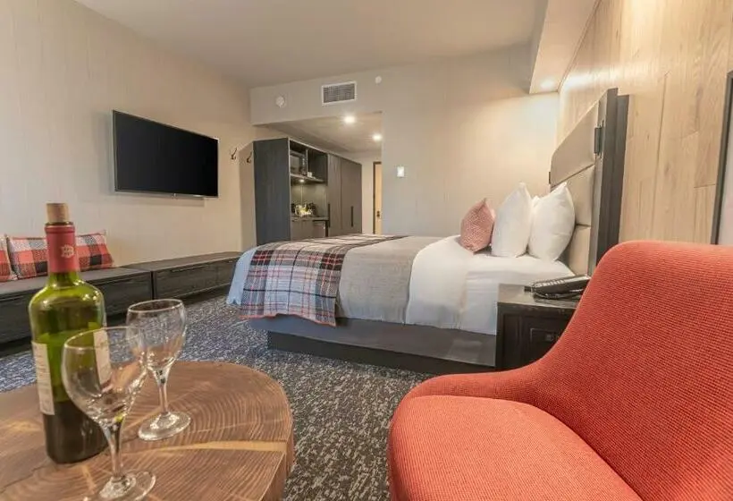 キングサイドベッドのスタンダードワンルーム, Peaks Hotel And Suites