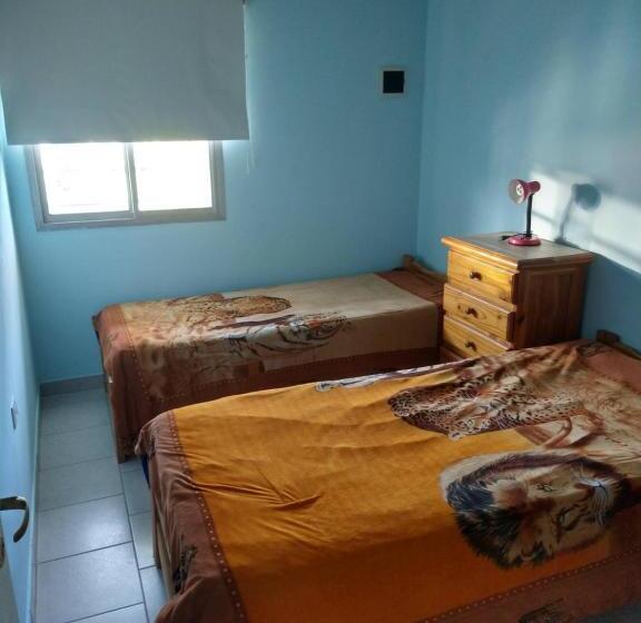 חדר סטנדרט לשלושה, Departamentos Fuentes