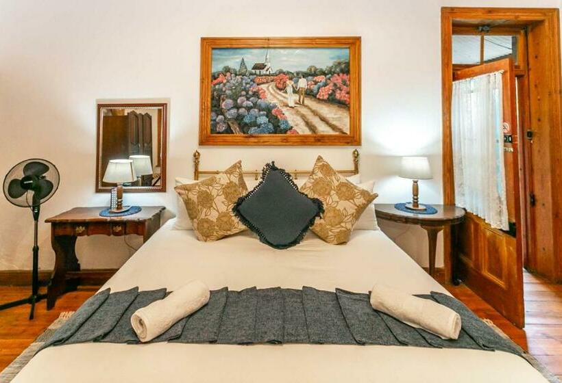 اتاق استاندارد, Ravenscliff Manor