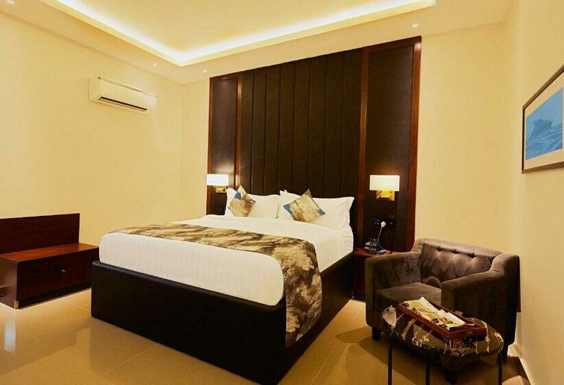 اتاق استاندارد با تخت بزرگ, The Yacht Hotel Sea Front Lekki Phase 1