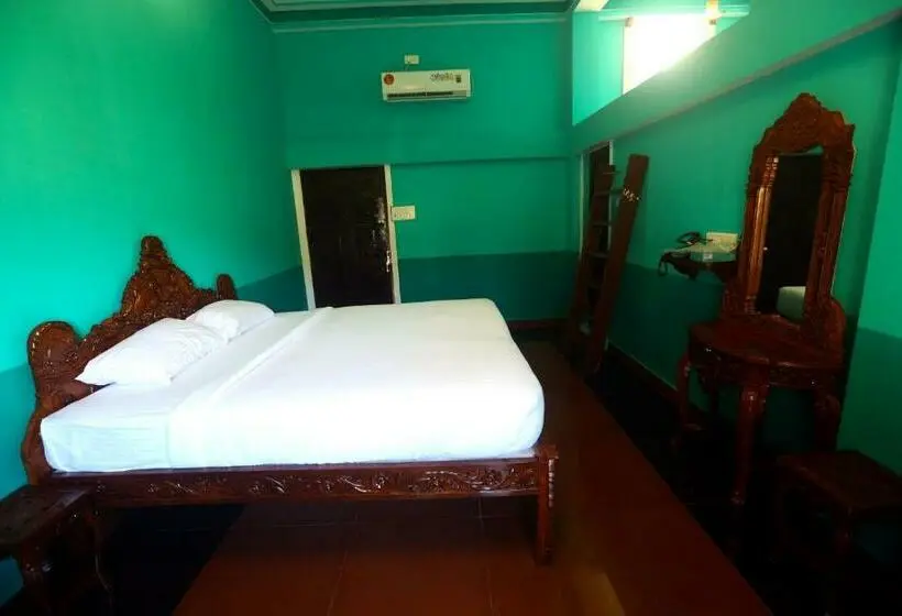 Deluxe-huone King-vuode, Hillfort Hotels & Resorts Yelagiri