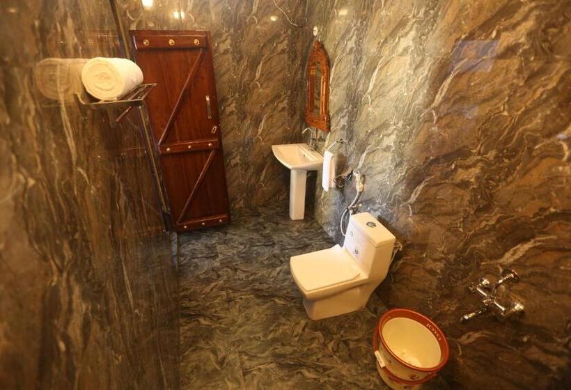 חדר סטנדרט עם מיטת קינג, Hillfort Hotels & Resorts Yelagiri