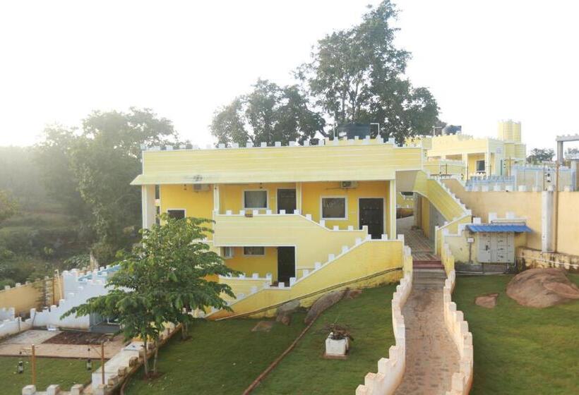 חדר סטנדרט עם מיטת קינג, Hillfort Hotels & Resorts Yelagiri