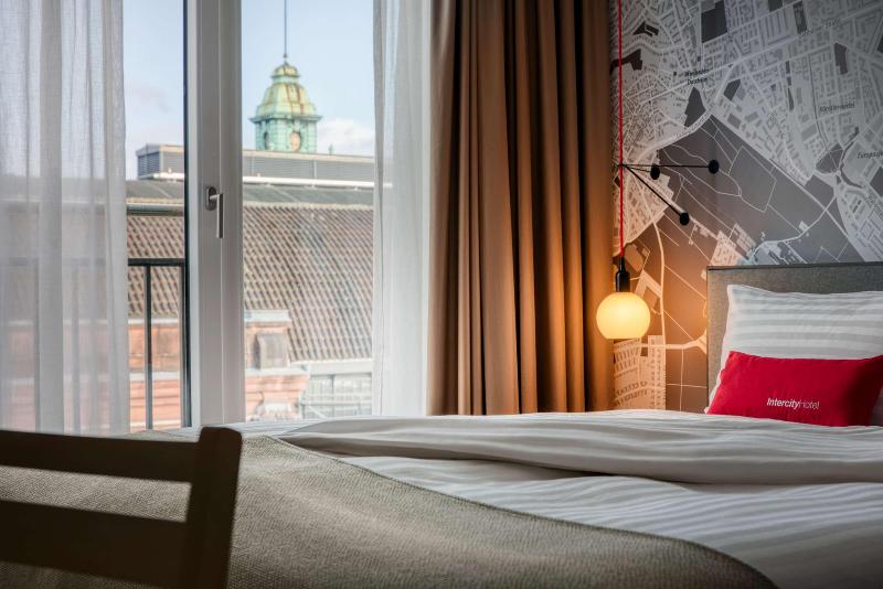 Номер бизнес-класса, Intercityhotel Wiesbaden