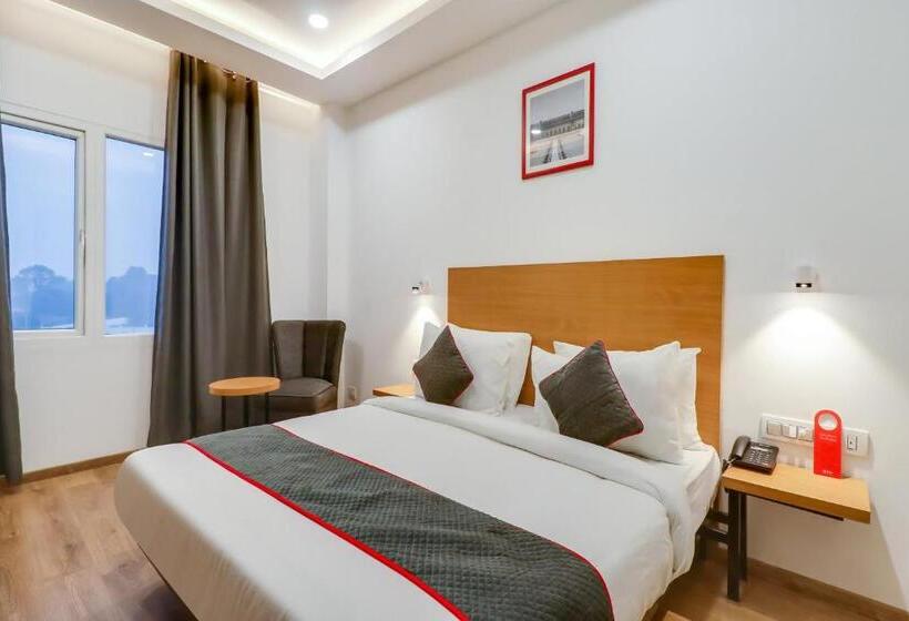 Трехместный Номер Deluxe, Super Townhouse Jashn