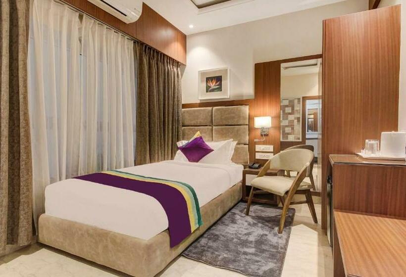 اتاق استاندارد یک نفره, Treebo Premium Tahoora International