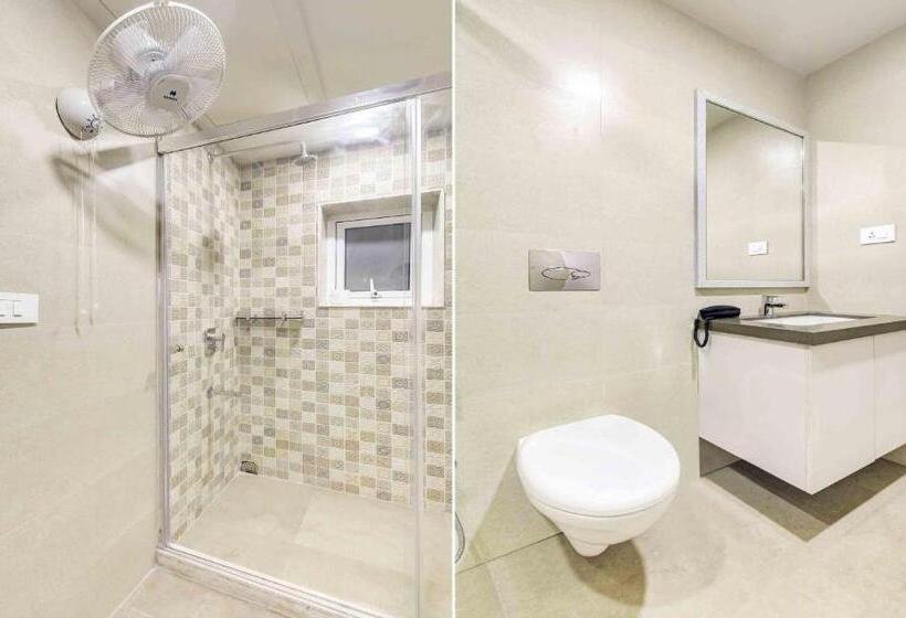 اتاق لوکس, Treebo Premium Tahoora International