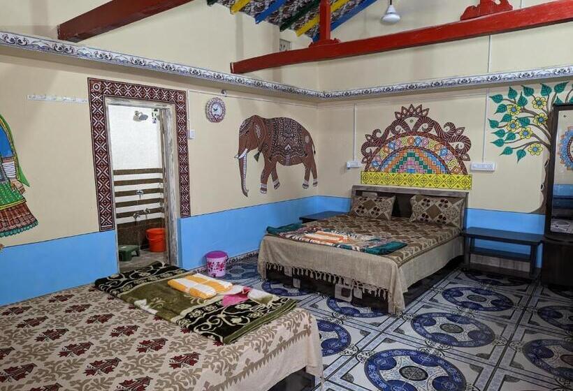Семейный Номер, White Land Village Stay