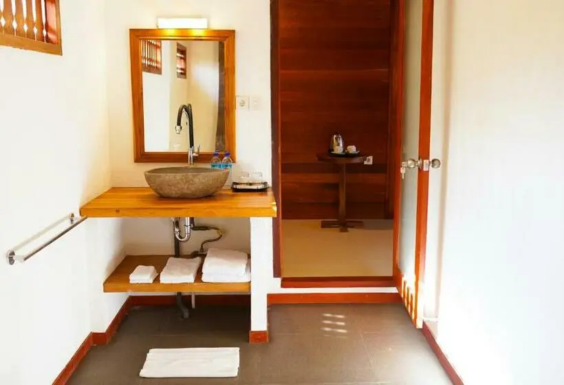 デラックスルーム, La Villaris Hotel & Resto