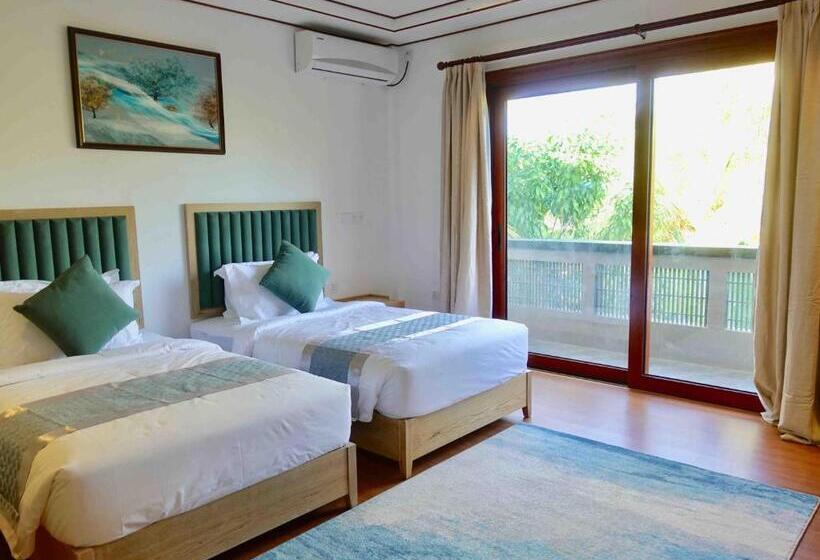 اتاق لوکس, Zero Degree Residence