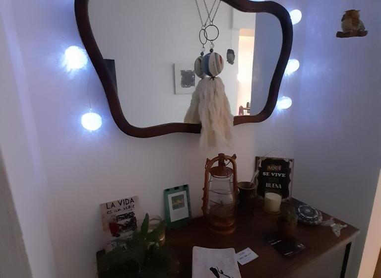 اتاق استاندارد چهار تخته, Posada Mela