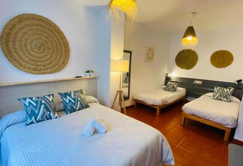اتاق کلاسیک چهارنفره, Hostel Plaza Mayor Corredera