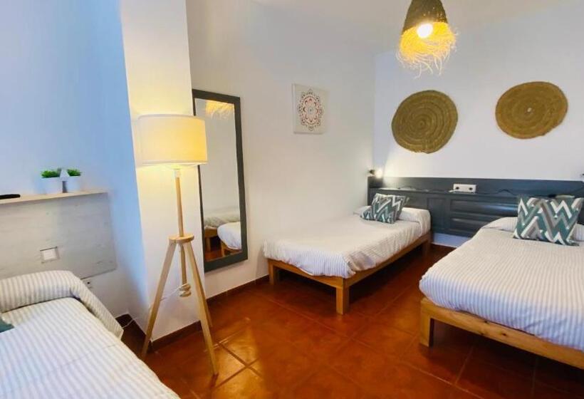اتاق کلاسیک چهارنفره, Hostel Plaza Mayor Corredera