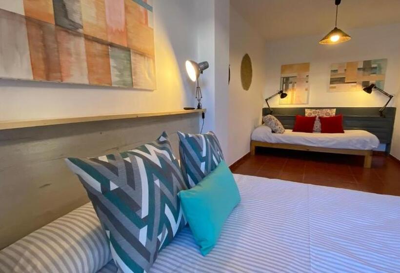 اتاق کلاسیک چهارنفره, Hostel Plaza Mayor Corredera