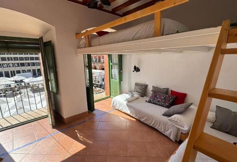 اتاق استاندارد چهار تخته, Hostel Plaza Mayor Corredera
