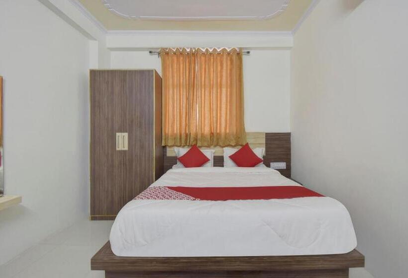 トリプルクラシックルーム, O Atithey