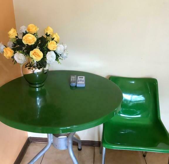 スタンダードトリプルルーム, Barichello