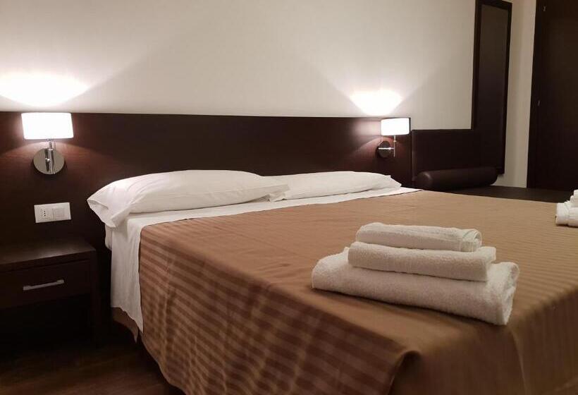 Quarto Estandar, Diamante
