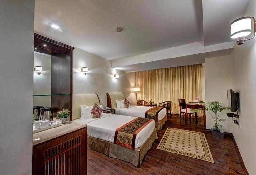 חדר סטנדרט, The Fern Residency Galaxy Mall