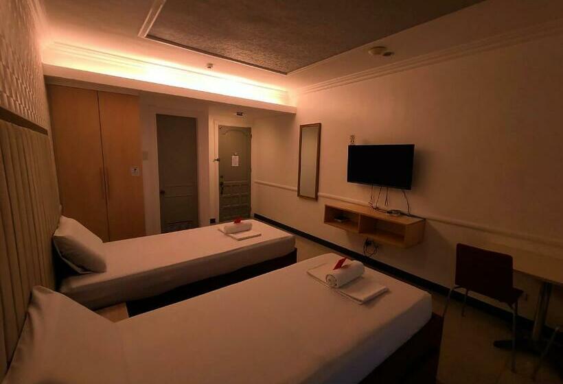 Номер Стандарт, S And M Hotel Inc