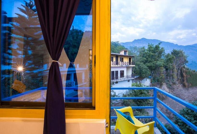 Deluxrum med Balkong, Gostops Rishikesh, Tapovan