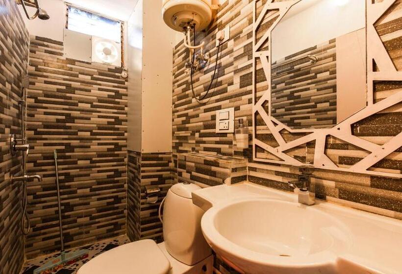 Standardrum, Gostops Rishikesh, Tapovan