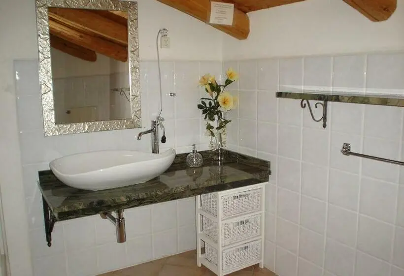 スタンダードルーム, Agriturismo Sondrea