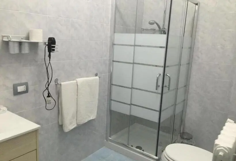 اتاق استاندارد با بالکن, Albergo Primavera