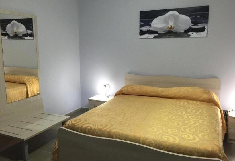 اتاق استاندارد با بالکن, Albergo Primavera