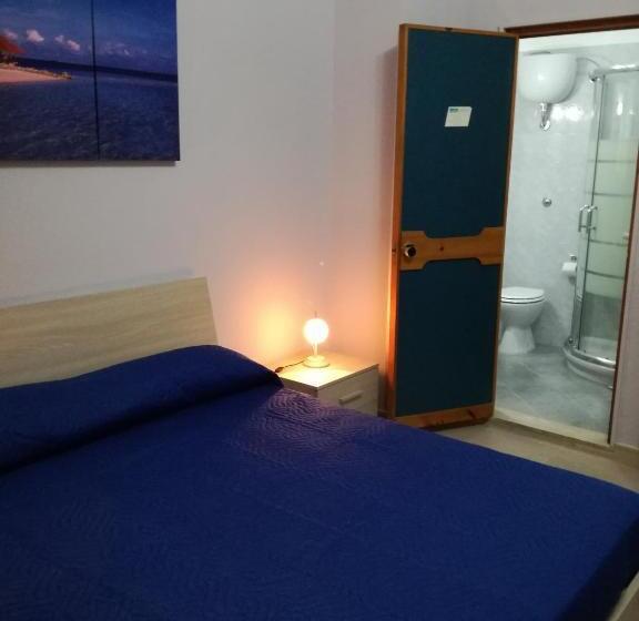 غرفة قياسية مزوَّدة بشُرفة, Albergo Primavera