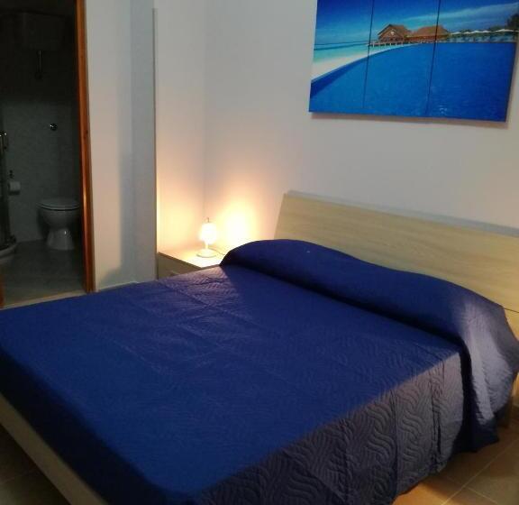 غرفة قياسية مزوَّدة بشُرفة, Albergo Primavera