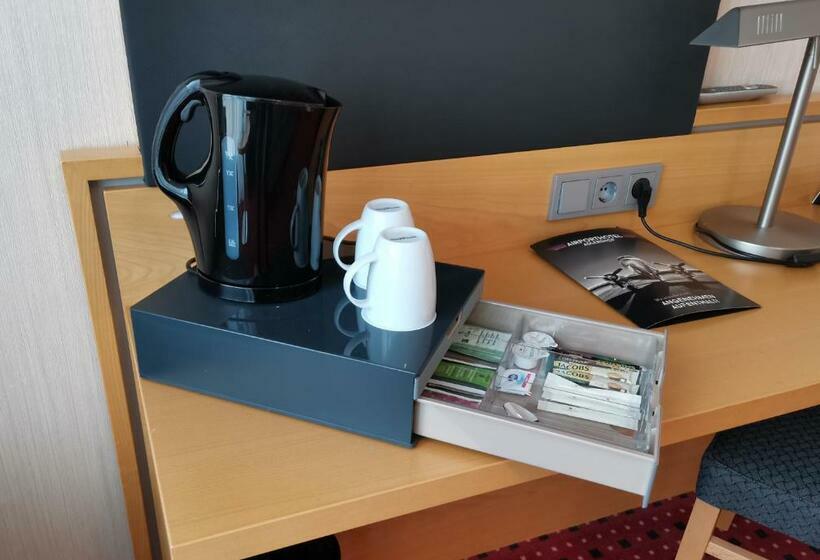 اتاق اجرایی یک تخته, Airporthotel Berlin Adlershof