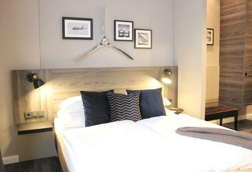 استودیوی استاندارد, Airporthotel Berlin Adlershof