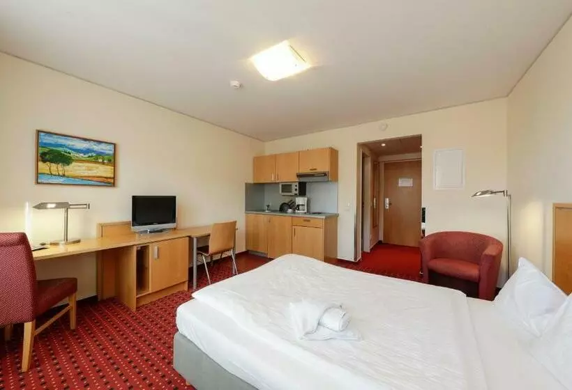 1 Schlafzimmer Basis Apartment, Airporthotel Berlin Adlershof
