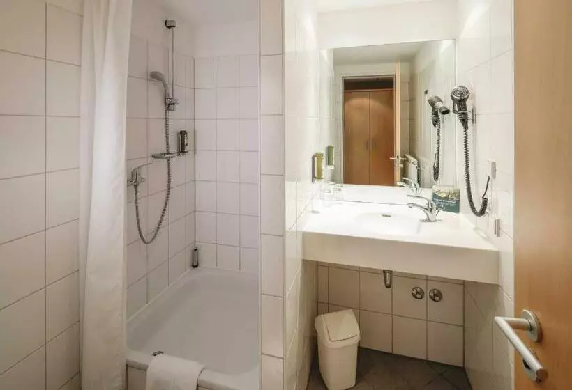 1 Schlafzimmer Basis Apartment, Airporthotel Berlin Adlershof