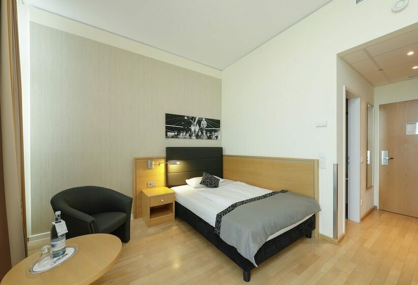 اتاق اجرایی یک تخته, Airporthotel Berlin Adlershof