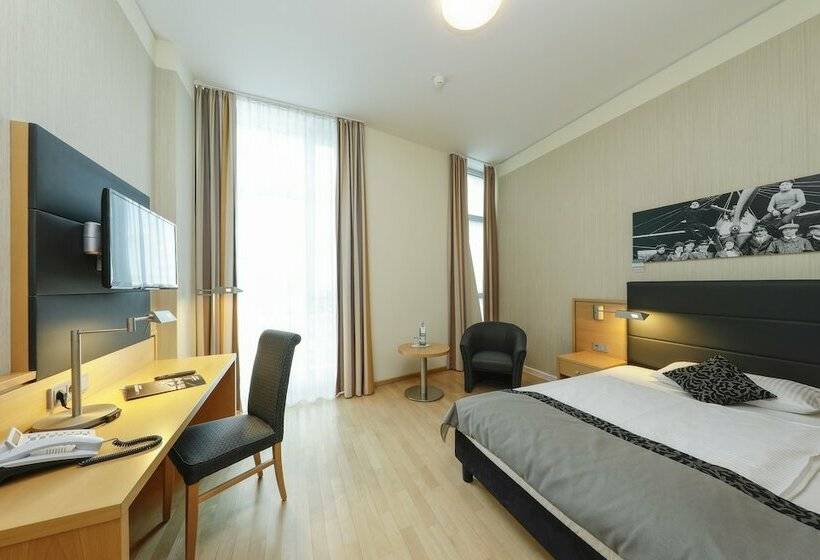 اتاق اجرایی یک تخته, Airporthotel Berlin Adlershof