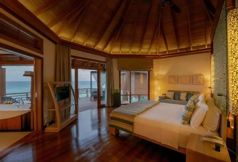 ویلای 1 خوابه, Baros Maldives