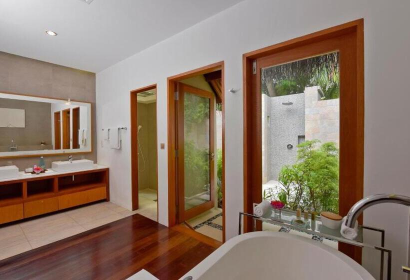 ویلای یک اتاق خوابه با استخر شنا, Baros Maldives