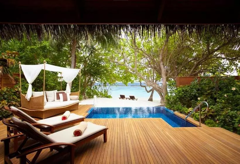 ویلای یک اتاق خوابه با استخر شنا, Baros Maldives