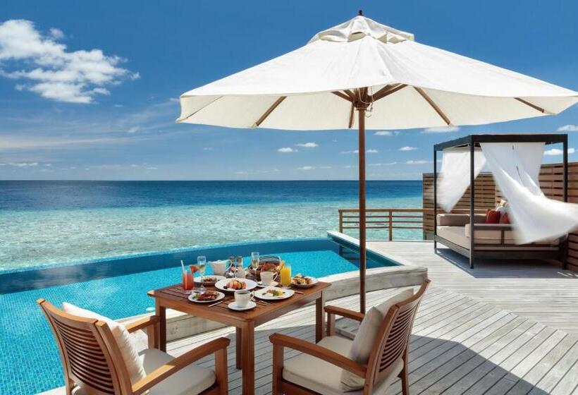 ویلای یک اتاق خوابه با استخر شنا, Baros Maldives