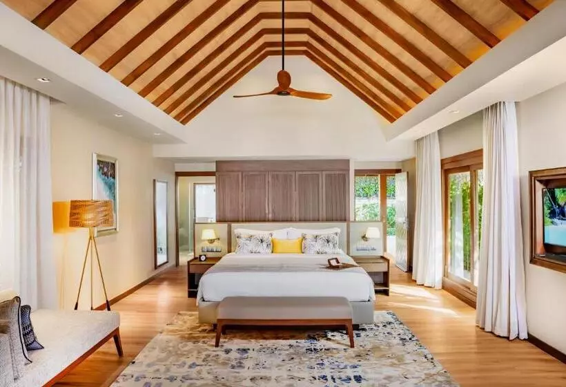 سوییت با استخر, Baros Maldives
